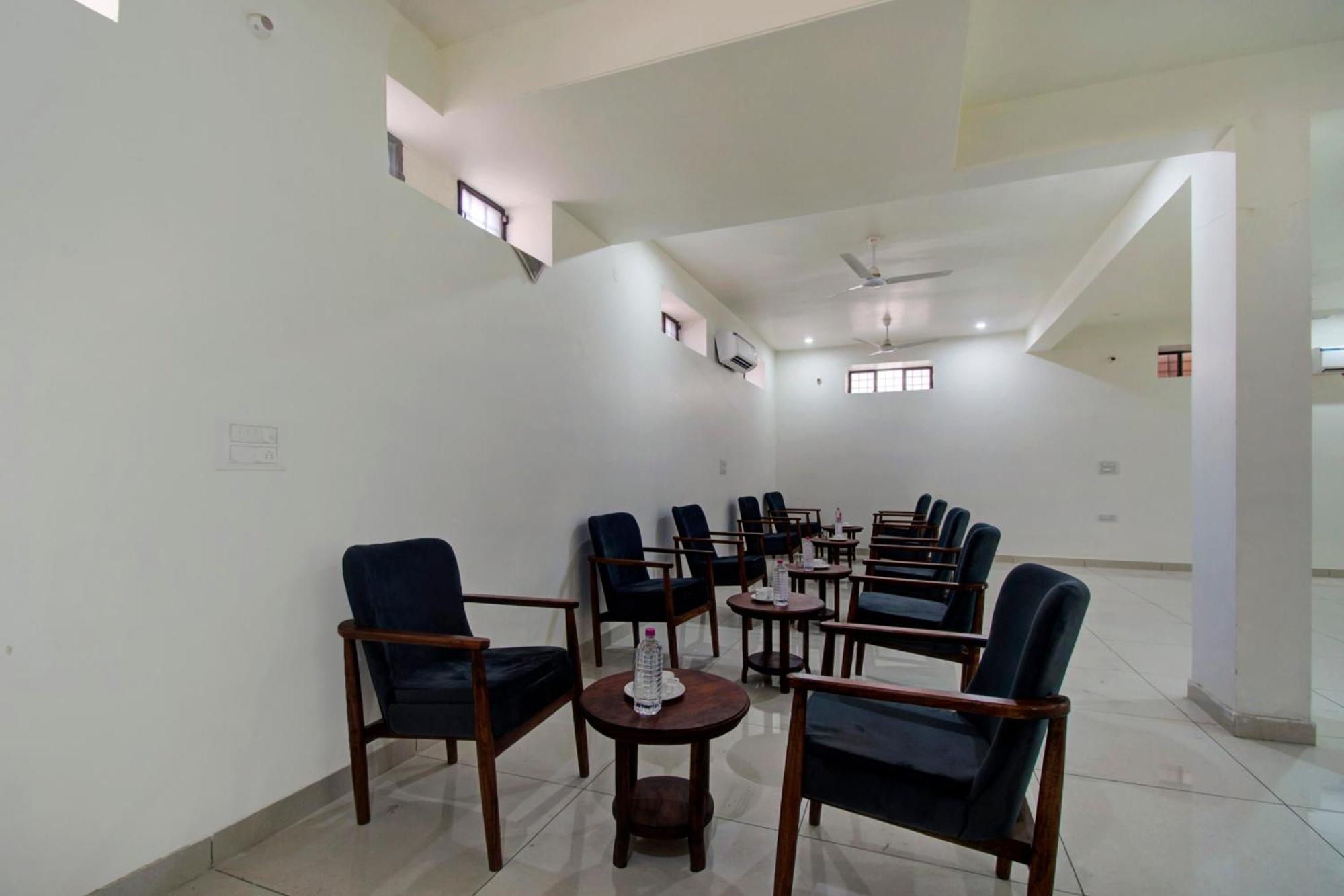 Hotel M.S Dźajpur Zewnętrze zdjęcie