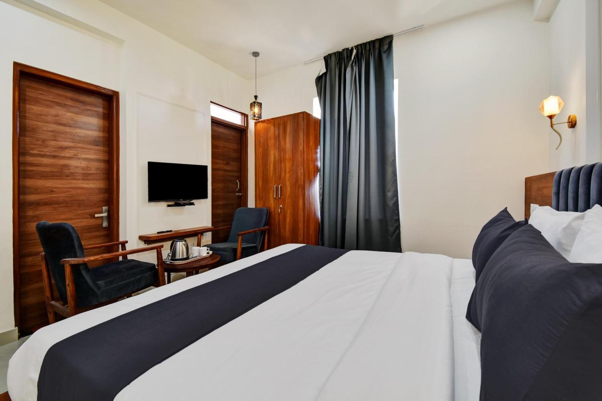 Hotel M.S Dźajpur Zewnętrze zdjęcie