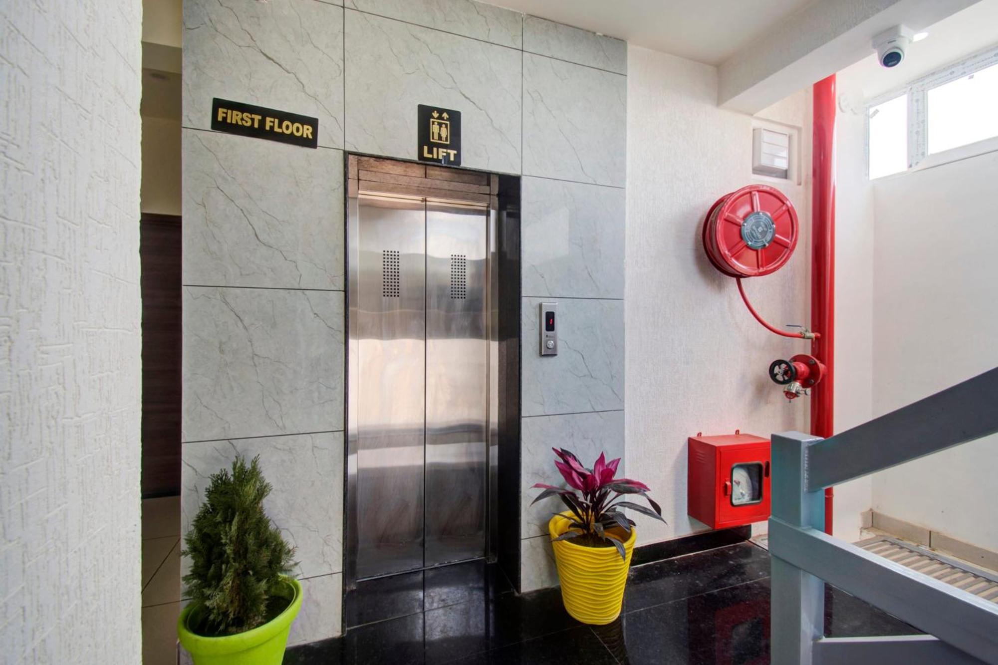 Hotel M.S Dźajpur Zewnętrze zdjęcie